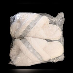 Cross-band Fuzzy Slippers